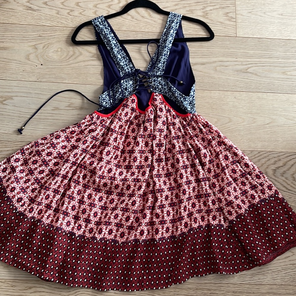 Lulu's Multicolor Printed Mini Dress with Deep V-Neck - Picture 4 of 8